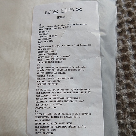 Juniors White Skinny Jeans - Picture 7 of 7